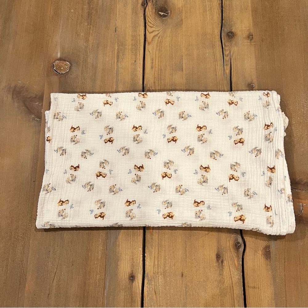 Aden + Anais Disney Baby Thumper Swaddle Blanket White Unisex Cotton Muslin